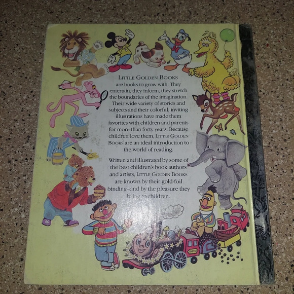 RARE vintage Theodore Mouse goes to sea A Little golden book 1983 version - Picture 2 of 4